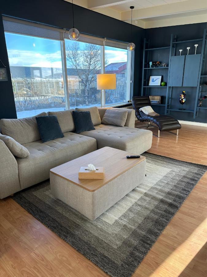 Waterfront Fjord House Hotel Arskogssandur Bagian luar foto