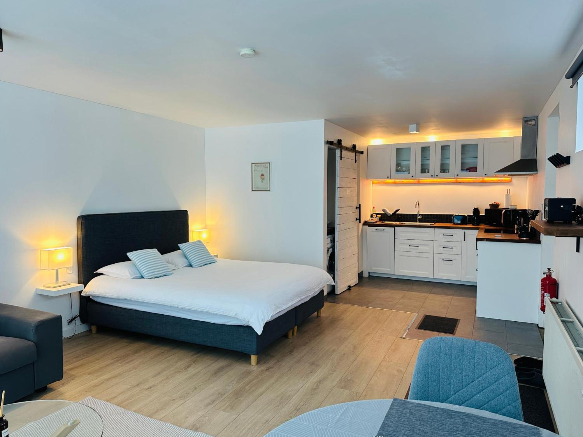 Waterfront Fjord House Hotel Arskogssandur Ruang foto